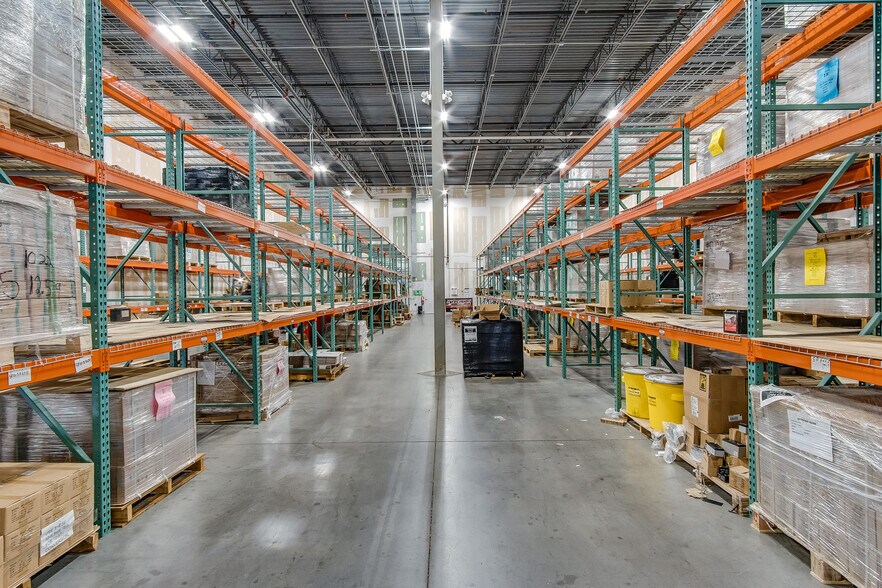 More Photos Of 1539 Tilco Dr, Frederick Light Distribution For Sale