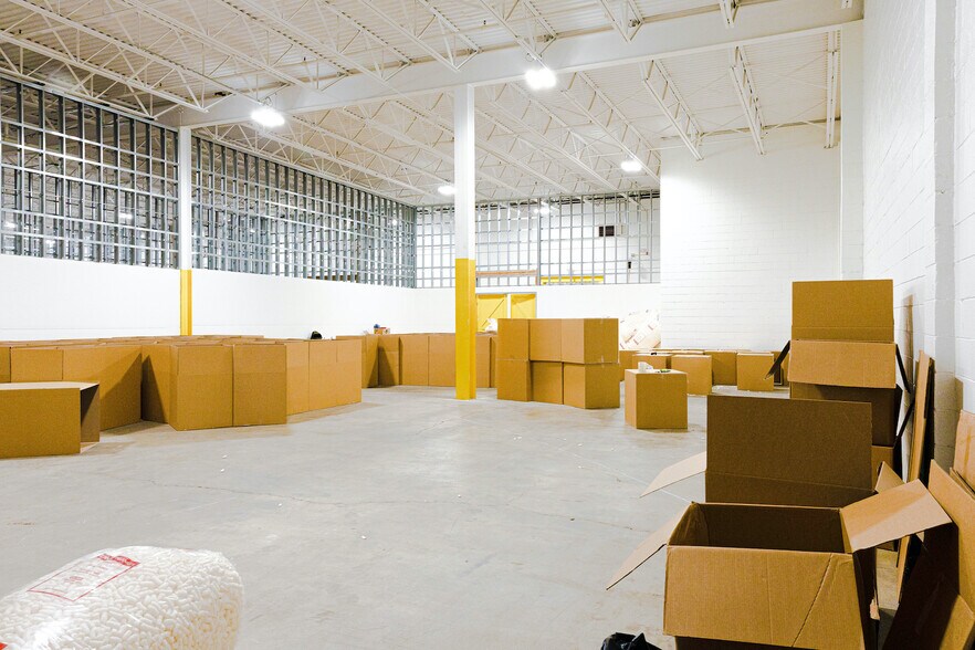 More Photos Of 171 Heller Pl, Bellmawr Warehouse For Lease
