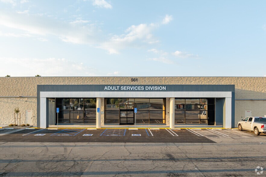 More Photos Of 501-573 N San Jacinto St, Hemet Unknown For Lease