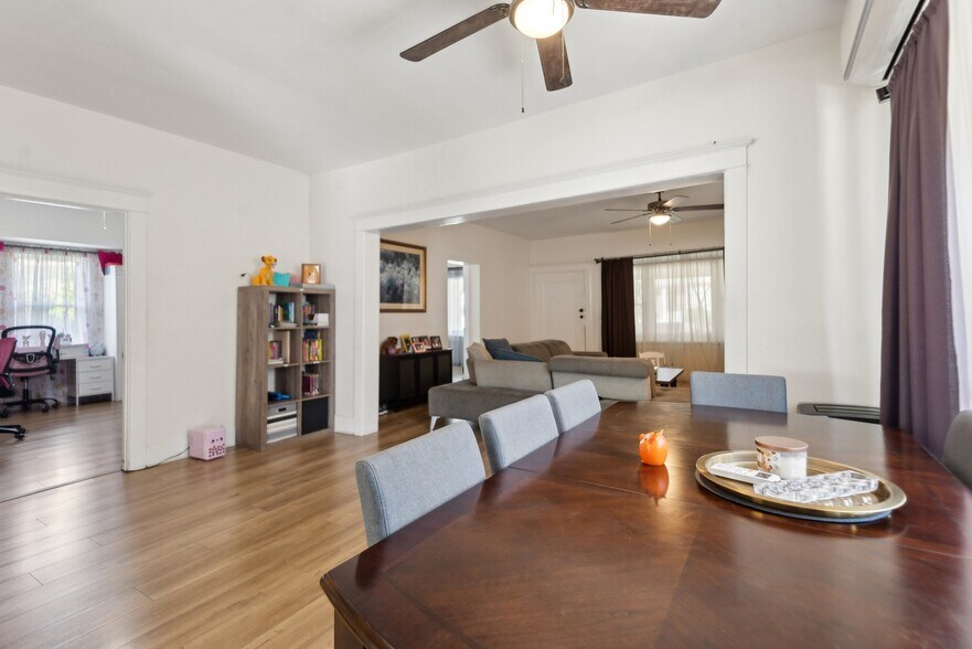 More Photos Of 426 Ivy St, Glendale Apartments For Sale