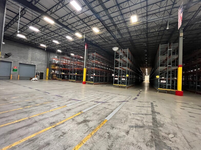 More Photos Of 4608 Appliance Dr, Belcamp Warehouse For Lease