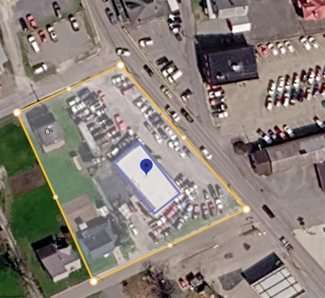 More Photos Of 21 S Locust St, Buckhannon Freestanding For Sale