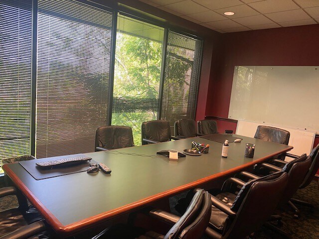 More Photos Of 170 Linden Oaks Dr, Rochester Office For Sale