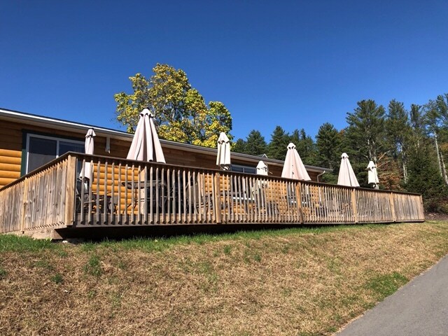 More Photos Of 211 Mail Rd, Barryville Hotel For Sale