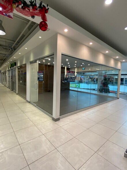 More Photos Of 7165 - 7167-7167 Yonge St, Markham Apartments For Sale