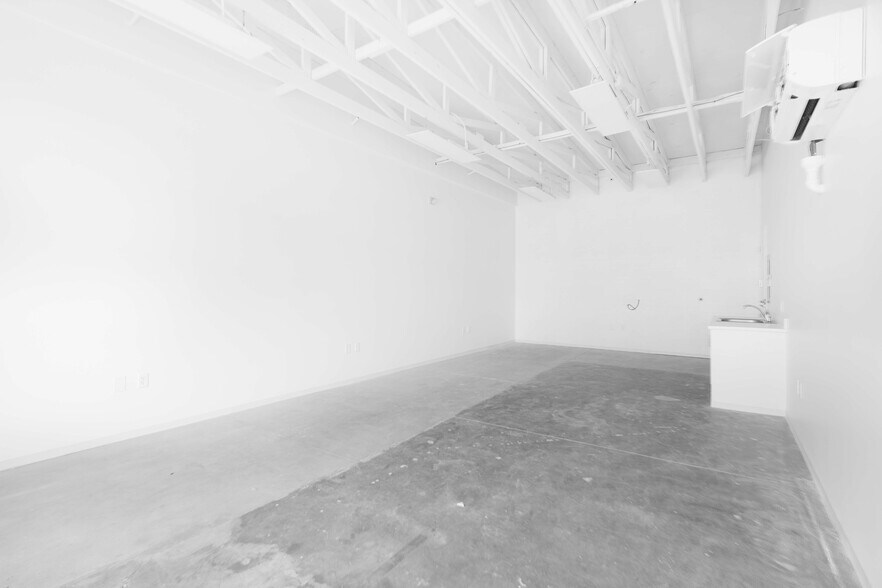 More Photos Of 220 NW 13th St, Oklahoma City Storefront Retail Office For Lease