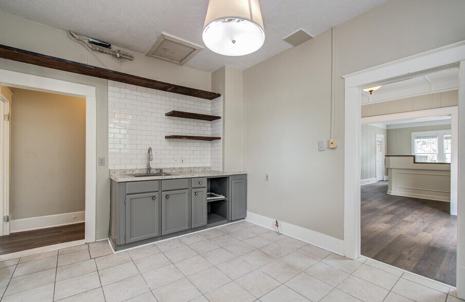 More Photos Of , League City Office For Sale