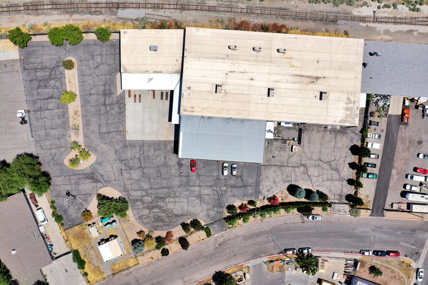 Primary Photo Of 363 W Industrial Dr, Pleasant Grove Warehouse For Sale