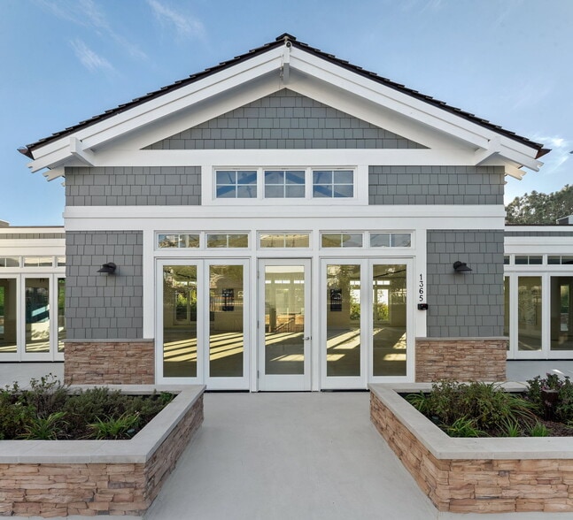 More Photos Of 1363-1373 Coast Hwy, Laguna Beach Storefront Retail Office For Sale