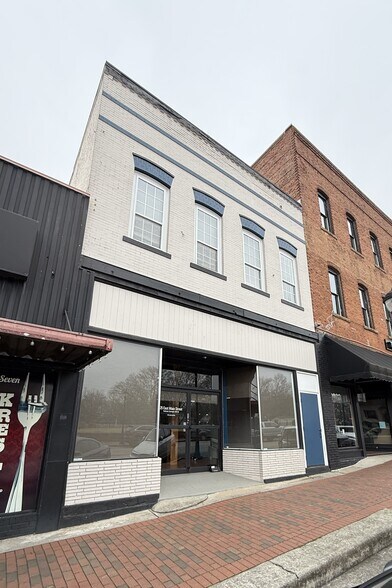 More Photos Of 25 E Main St, Buford Office For Sale