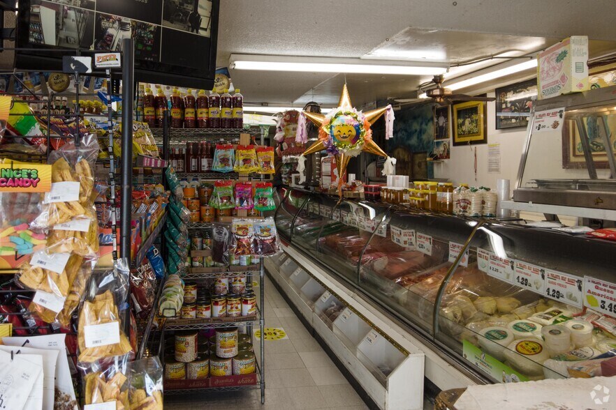 More Photos Of 139-141 W Arbor Vitae St, Inglewood Apartments For Sale