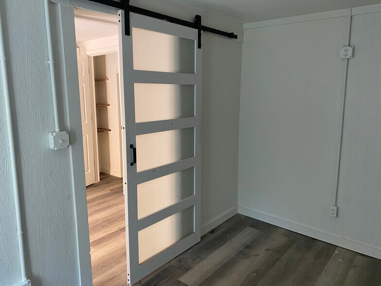 More Photos Of 5640 Highway 41, Jasper Apartments For Sale