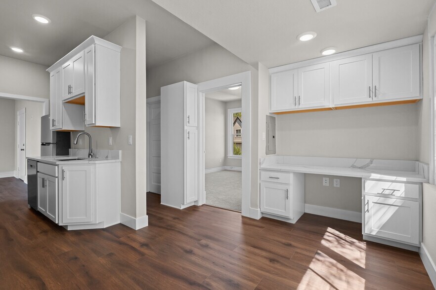 More Photos Of 50 Berrum Pl, Reno Apartments For Sale