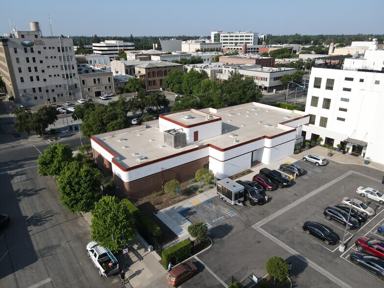 More Photos Of 100 E Center Ave, Visalia Office For Lease