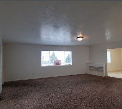 More Photos Of 184 W Pine St, Shelley Office Residential For Sale