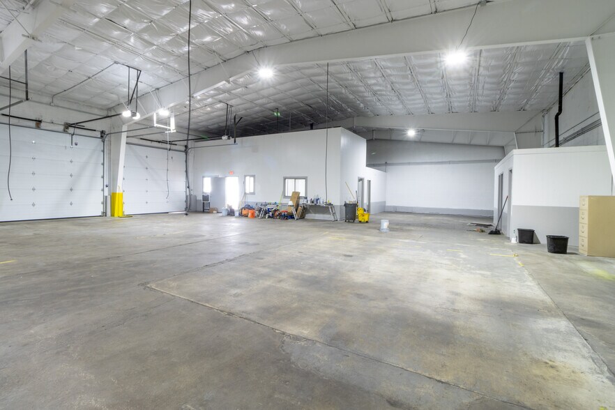 More Photos Of 525 E Clark St, Pocatello Auto Repair For Lease