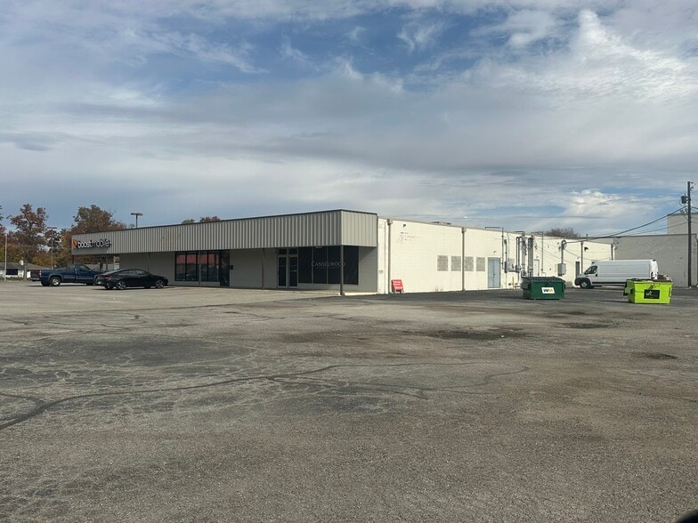 More Photos Of 3200 E Paulding Rd, Fort Wayne Unknown For Lease