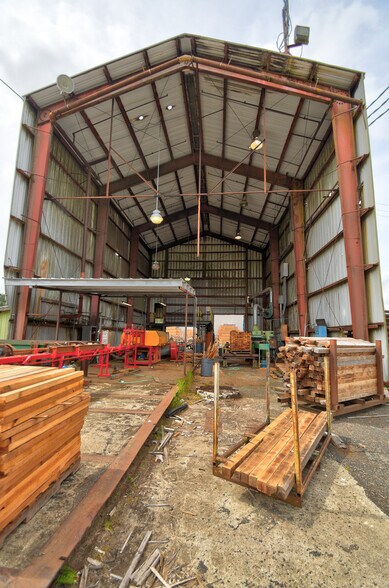 More Photos Of 98 US 101 Hwy, Hoquiam Manufacturing For Sale