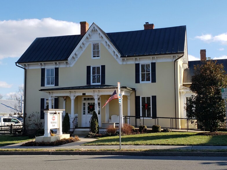 More Photos Of 8414 W Main St, Marshall Storefront Retail Residential For Lease