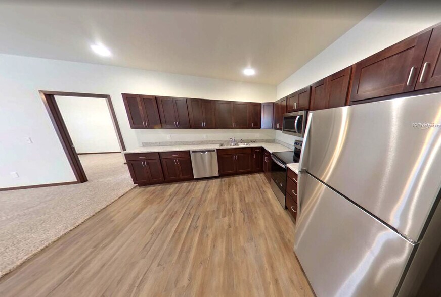 More Photos Of 904 E Milbank Ave, Milbank Apartments For Sale