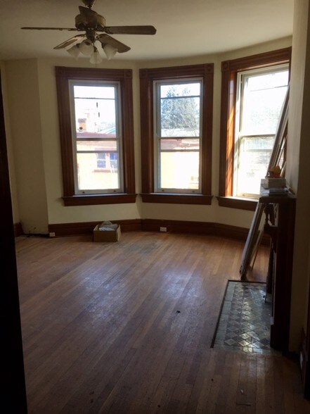 More Photos Of 6111 Madison Rd, Cincinnati Office Residential For Sale