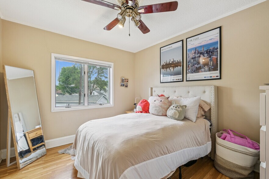 More Photos Of 1271 7th St W, Saint Paul Apartments For Sale