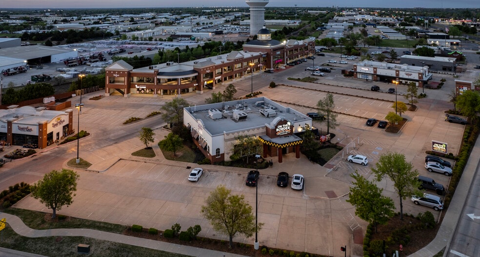 More Photos Of 3209 S Broadway, Edmond Unknown For Lease