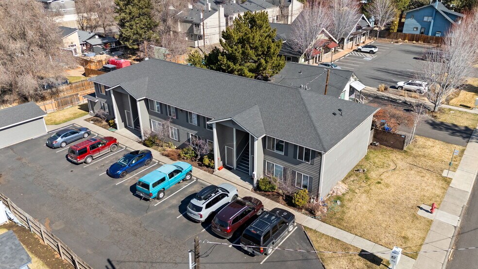 More Photos Of 414 NE Norton Ave, Bend Apartments For Sale