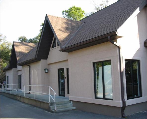 More Photos Of 454 W Coleman Blvd, Mount Pleasant Office For Lease