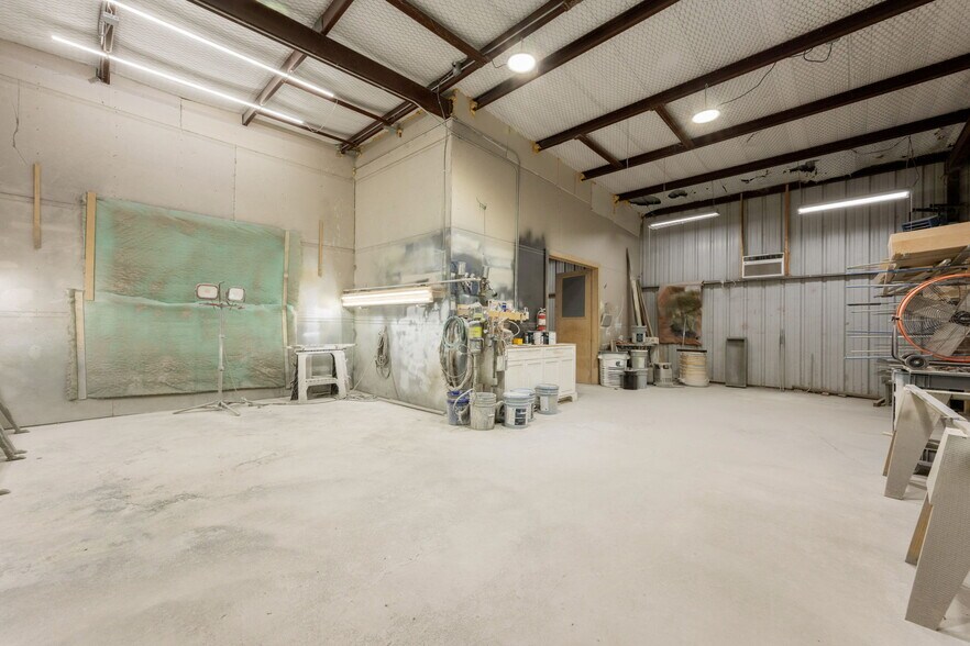 More Photos Of 4714 S Zarzamora St, San Antonio Auto Repair For Sale