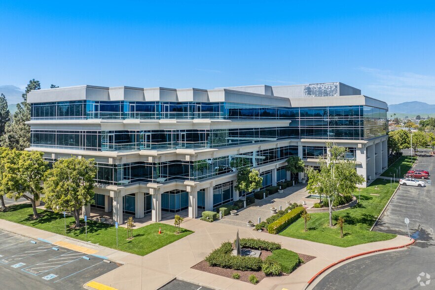 More Photos Of 5050 Hopyard Rd, Pleasanton Office For Sale