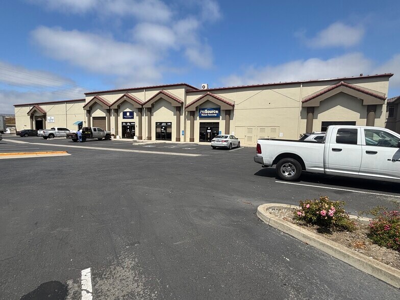 Primary Photo Of 6 Rossi Cir, Salinas Warehouse For Sale