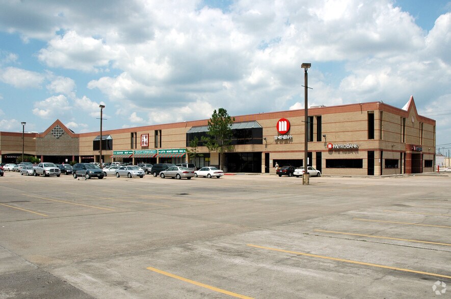 More Photos Of 9600 Bellaire Blvd, Houston Storefront For Lease
