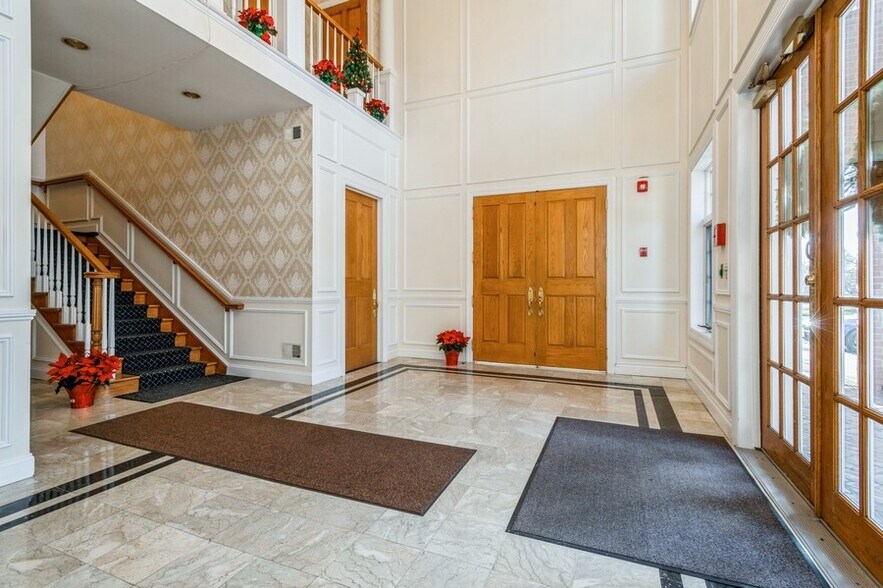 More Photos Of 372 Route 22 West, White House Station Office For Lease