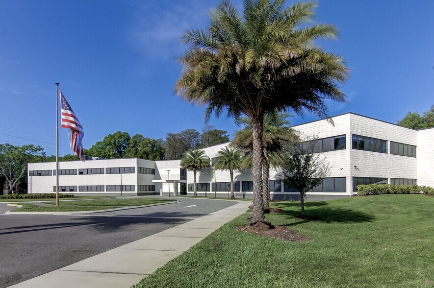 Primary Photo Of 3802 Coconut Palm Dr, Tampa Office Residential For Lease