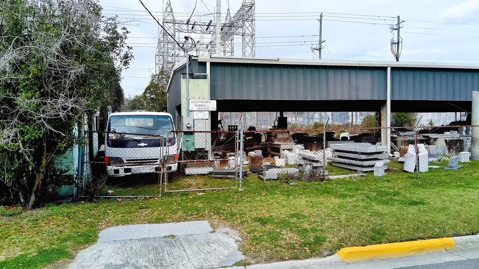 More Photos Of 918 E Broad St, Savannah Warehouse For Sale