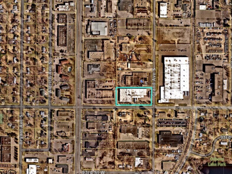 More Photos Of 9130 Grand Ave S, Bloomington Warehouse For Sale