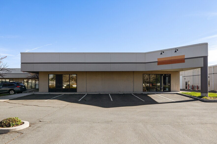 More Photos Of 240 S Rock Blvd, Reno Light Manufacturing For Lease