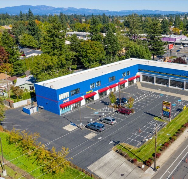 More Photos Of 18061-18081 SE Division St, Portland Auto Repair For Lease