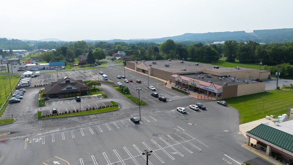 More Photos Of 4710 Penn Ave, Sinking Spring Freestanding For Lease