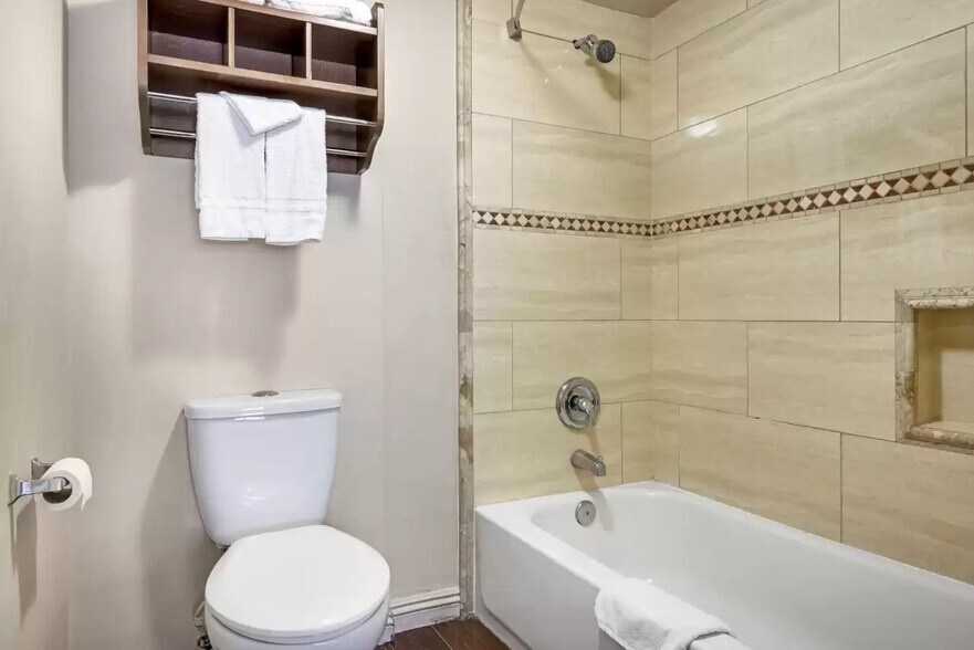 More Photos Of 24412 Sunnymead Blvd, Moreno Valley Hotel For Sale