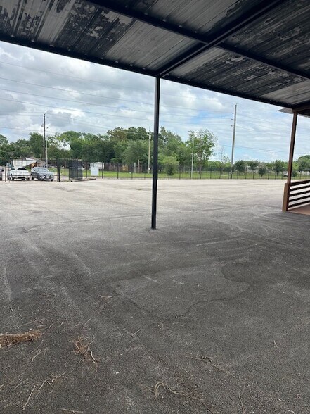 More Photos Of 11800 South Gessner Road, Houston Land For Sale