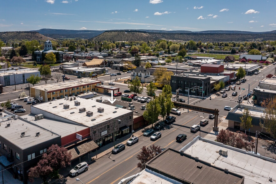 More Photos Of 320 N Main St, Prineville Storefront Retail Office For Sale