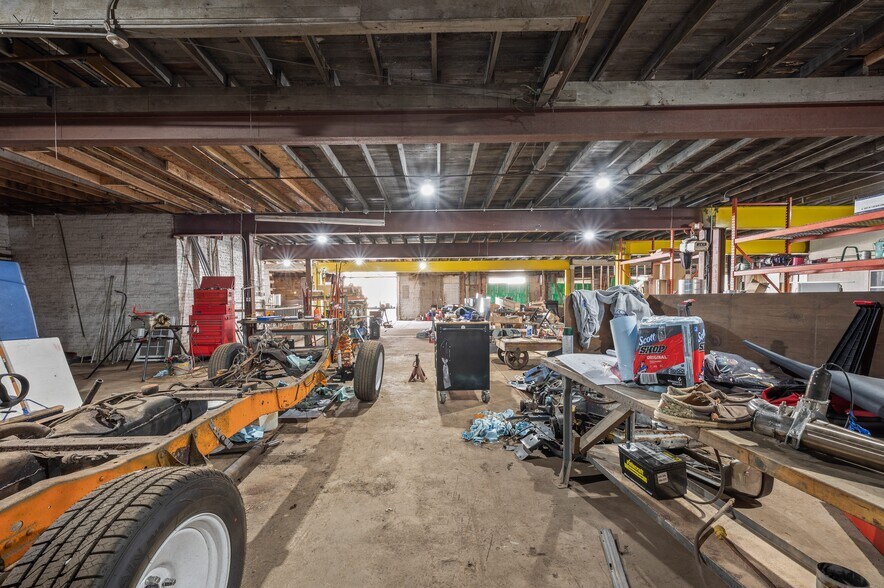 More Photos Of 500 Washington St, Coloma Manufacturing For Lease