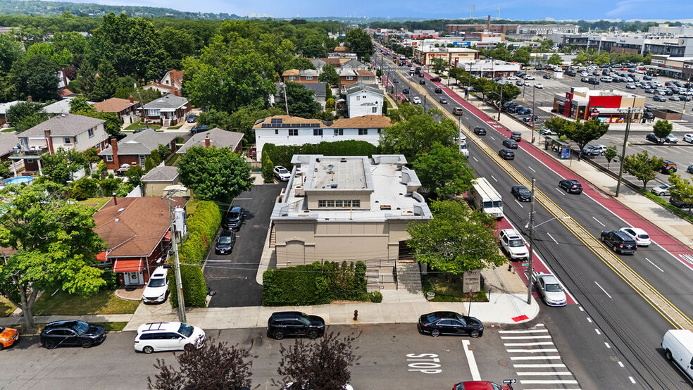 More Photos Of 2777 Hylan Blvd, Staten Island Office For Sale