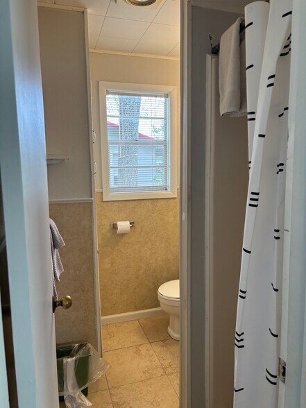 More Photos Of 1575 Tablerock Cir, Branson Hotel For Sale