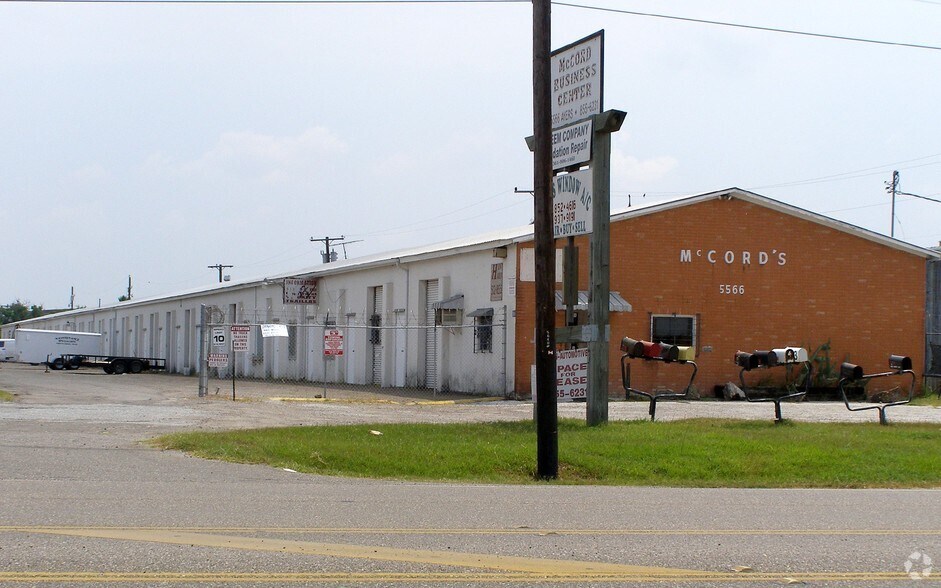 More Photos Of 5566 Ayers St, Corpus Christi Manufacturing For Sale