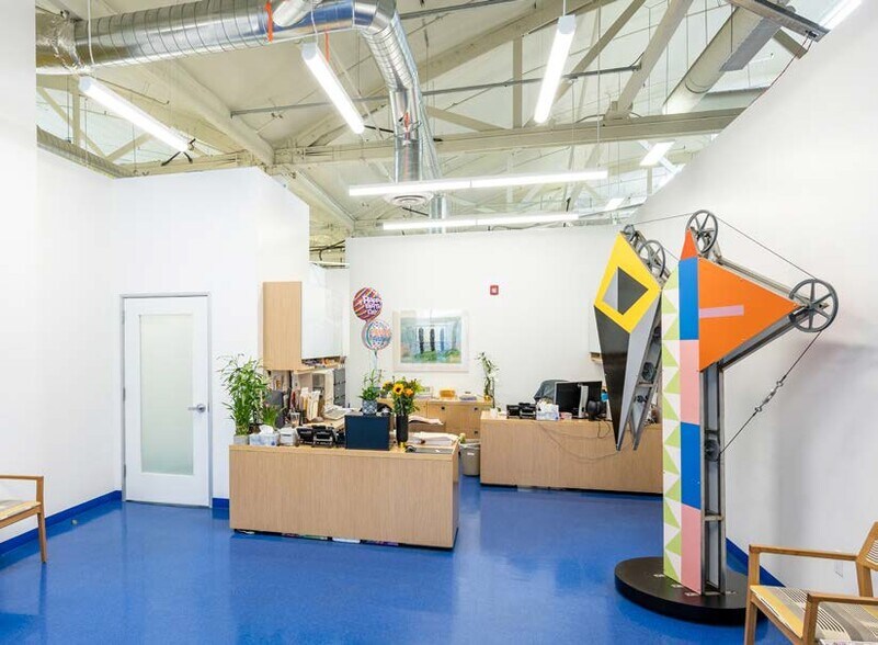 More Photos Of 11801 W Olympic Blvd, Los Angeles Light Manufacturing For Sale