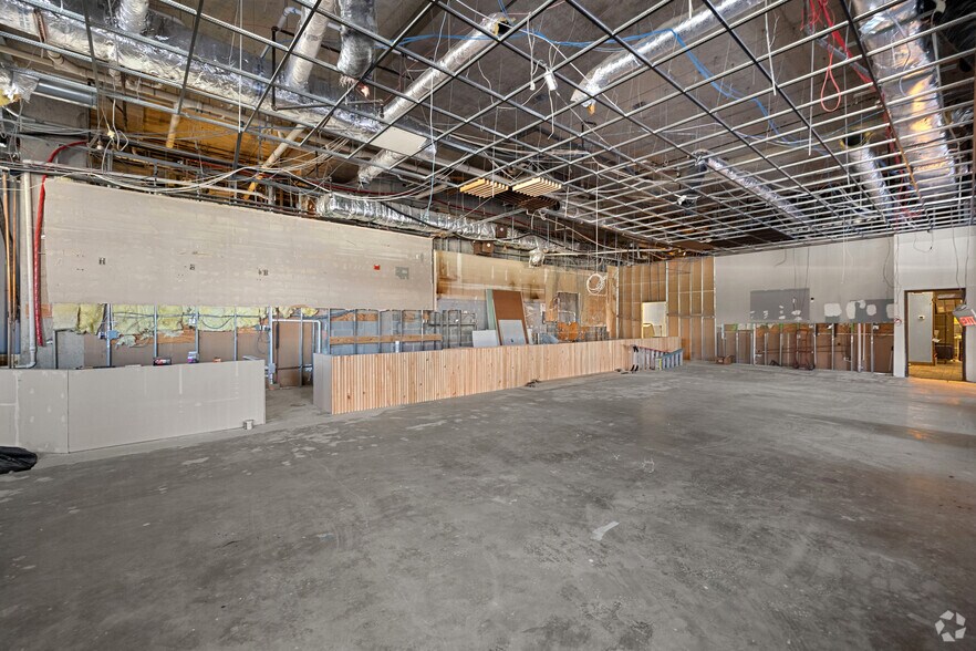 More Photos Of 2200 N Westmoreland St, Arlington Multifamily For Sale