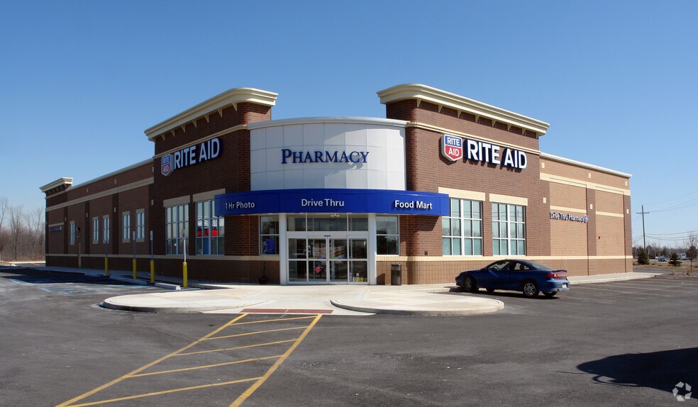 More Photos Of 59010 Gratiot Ave, New Haven Drugstore For Sale